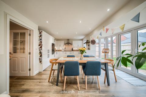 4 bedroom detached house for sale, Mansell Avenue, Fradley, Lichfield, WS13 8ZH