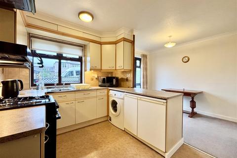 undefined, Marne Avenue, Bradford BD14