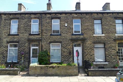 3 bedroom terraced house to rent, Abbey Walk South, Halifax