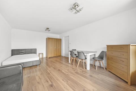 3 bedroom flat to rent, Camden Road, Camden Town, NW1