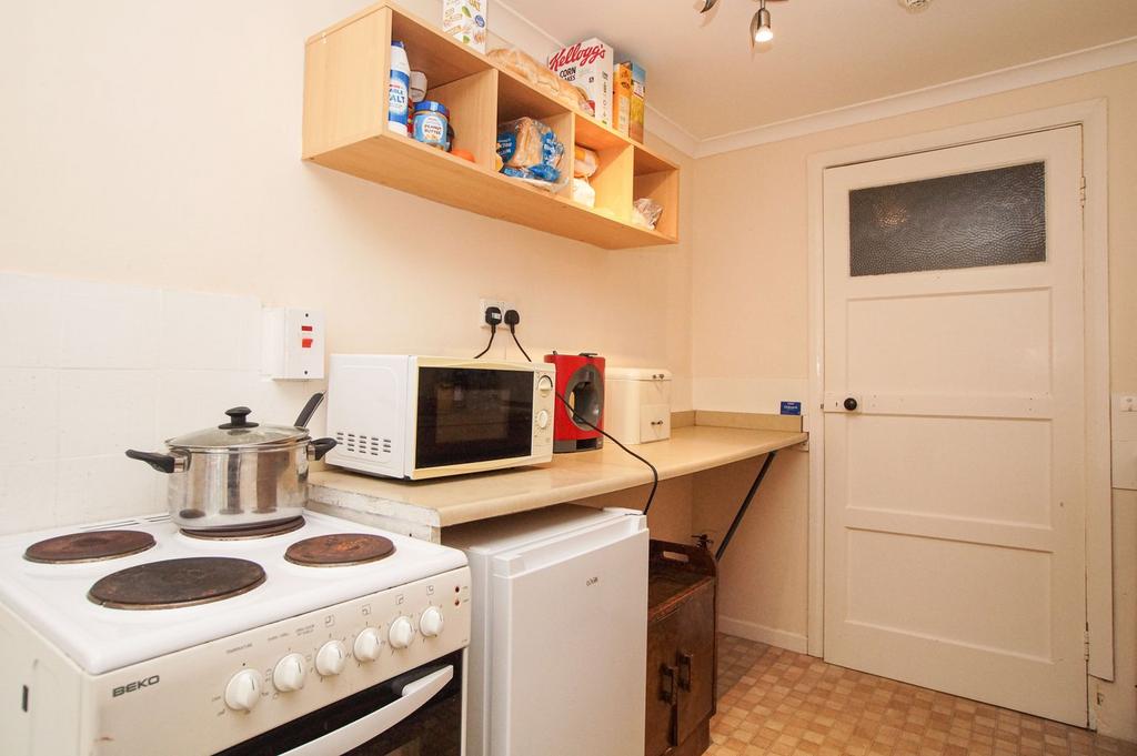 Flat 2 Kitchen