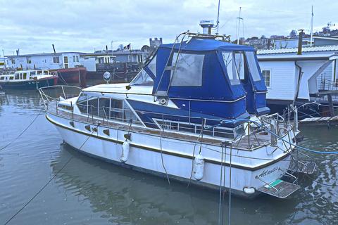 2 bedroom houseboat for sale, Knight Road, Rochester ME2
