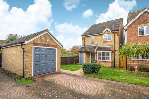 3 bedroom detached house for sale, Horseshoe Close, Marston Moretaine, Bedford