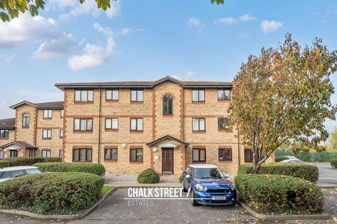Hutchins Close, Hornchurch, RM12