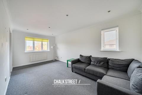 2 bedroom flat for sale, Hutchins Close, Hornchurch, RM12