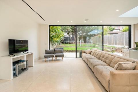 undefined, Rundell Crescent, London NW4