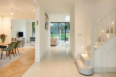 undefined, Rundell Crescent, London NW4