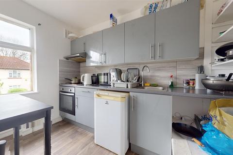 undefined, Mead Plat, Stonebridge NW10