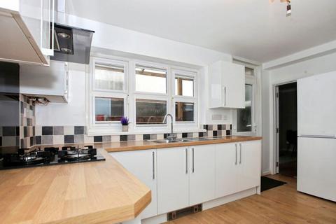 undefined, West Parade, Peterborough, PE3 6BD