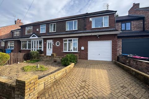 Glen Avenue, Manchester M28