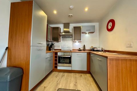 2 bedroom flat to rent, Hall Street, Birmingham, West Midlands, B18
