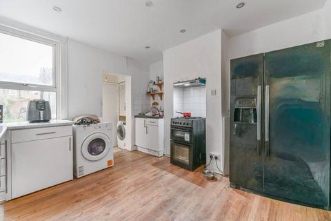 2 bedroom terraced house for sale, Willis Road, Croydon, CR0