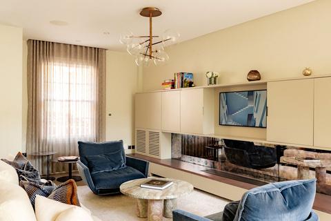4 bedroom terraced house for sale, St Luke's Street, Chelsea, SW3