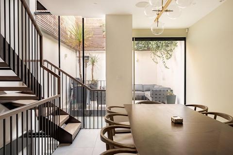4 bedroom terraced house for sale, St Luke's Street, Chelsea, SW3