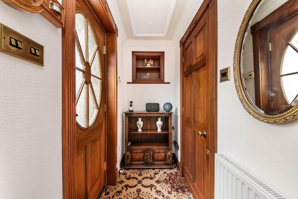 Second entrance hall