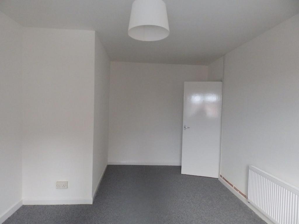 Bedroom 1a.JPG