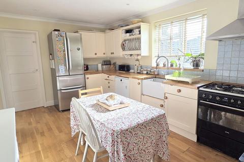 4 bedroom semi-detached house for sale, Oaklands, Ardingly, RH17