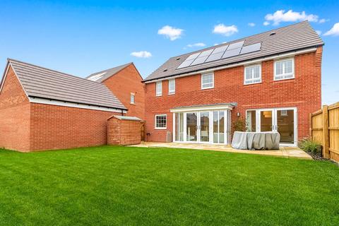 4 bedroom detached house for sale, Yellow Brick Road, Winslow, Buckingham, Mk18