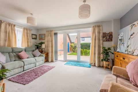 7 Beehive Way, Bawdeswell, Dereham, NR20 4WH