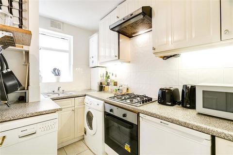 2 bedroom flat for sale, Wandsworth Bridge Road, London SW6