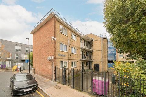 1 bedroom flat to rent, Florida Street, London E2