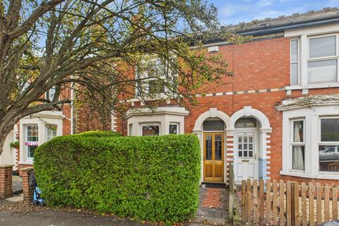 4 bedroom semi-detached house for sale, Frampton Road, Linden, Gloucester