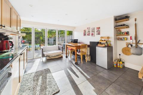 4 bedroom semi-detached house for sale, Frampton Road, Linden, Gloucester