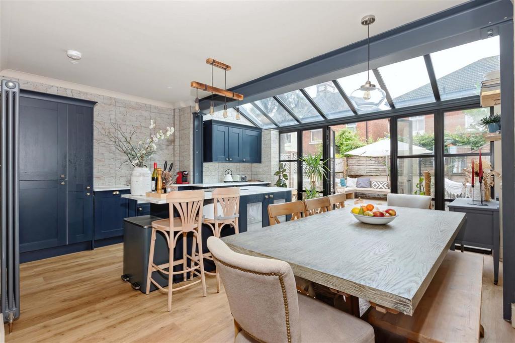 St Leonards Ave 12.jpg