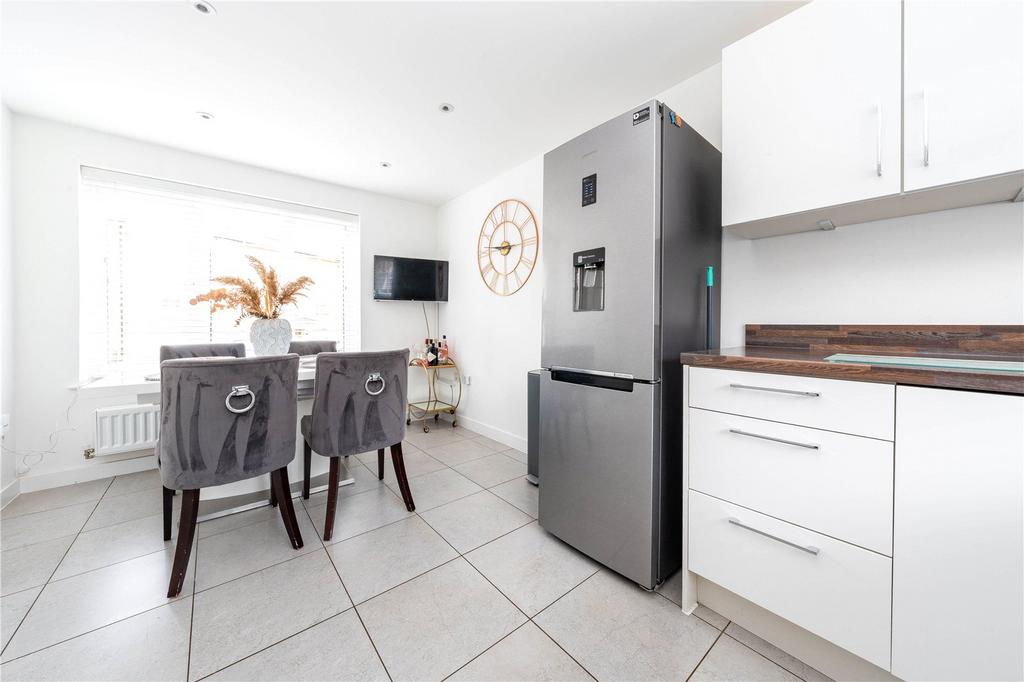 Kitchen/Dining Rm