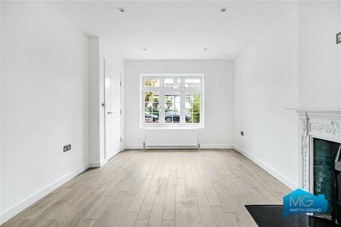 4 bedroom end of terrace house to rent, Halliwick Road, London, N10