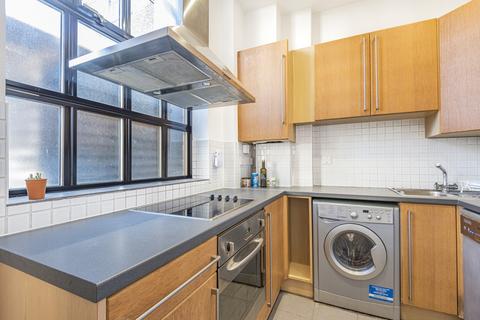 1 bedroom flat to rent, Hertslet Road, Holloway, London, N7
