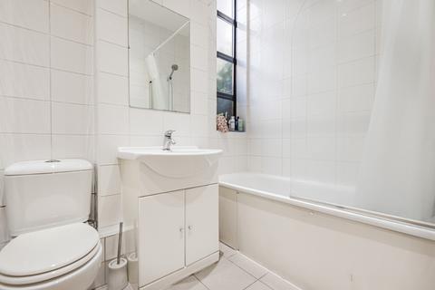 1 bedroom flat to rent, Hertslet Road, Holloway, London, N7