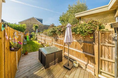 32 Talbot Road, Isleworth, TW7 7HJ