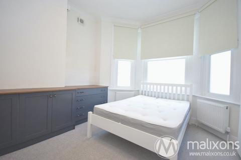 1 bedroom flat to rent, Barrow Road, London SW16