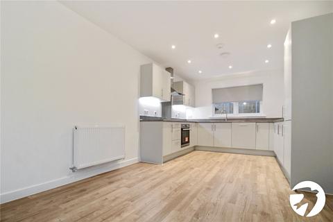 3 bedroom detached house to rent, Pelsey Close, Alkerden, Ebbsfleet Valley, Swanscombe, DA10