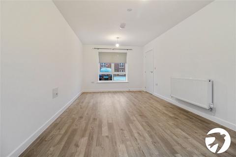 3 bedroom detached house to rent, Pelsey Close, Alkerden, Ebbsfleet Valley, Swanscombe, DA10