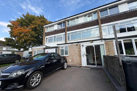 3 bedroom house share to rent, Hatfield Crescent, Hemel Hempstead