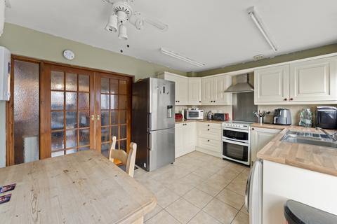 undefined, Thames Avenue, Perivale, UB6