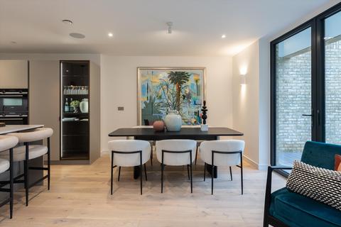 undefined, Orchard Grove, Wimbledon, London, SW20