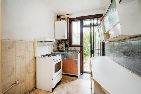 3 bedroom house for sale, Royston Avenue, Chingford