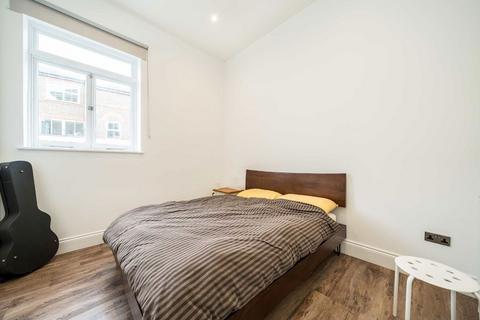 1 bedroom flat to rent, Elms Road, London SW4