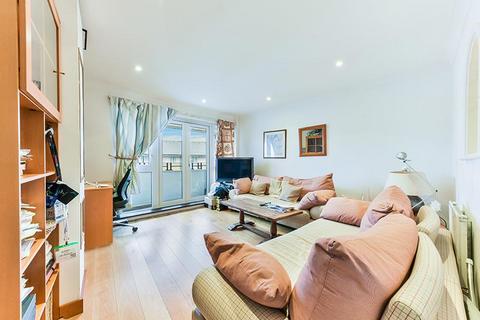 1 bedroom flat to rent, Thomas More Street, Wapping, London, E1W.