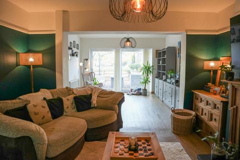 3 bedroom semi-detached house for sale, Hillcrest Avenue, Kibworth Beauchamp, LE8