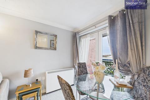 1 bedroom flat for sale, Westgate Road, Lytham St. Annes, FY8