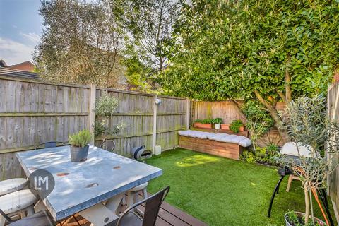undefined, Riverdale Drive, London