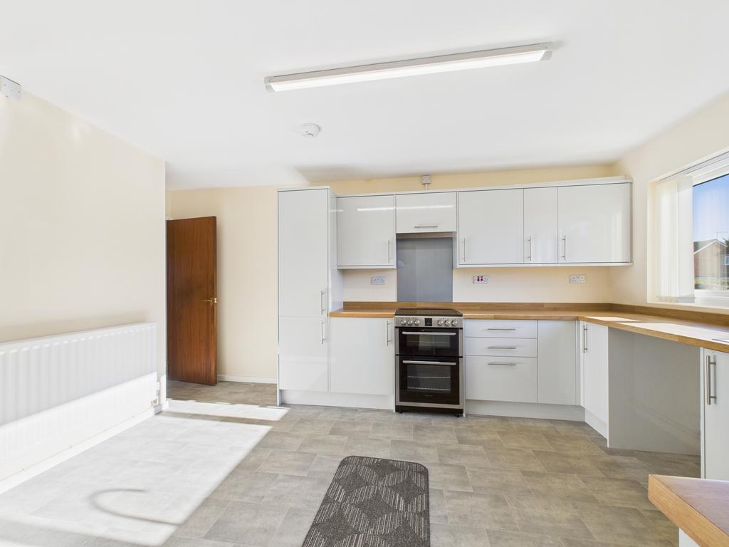 Breakfast/kitchen