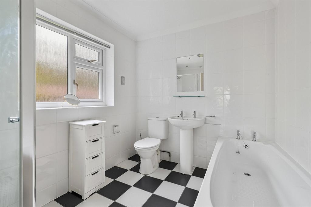Ensuite