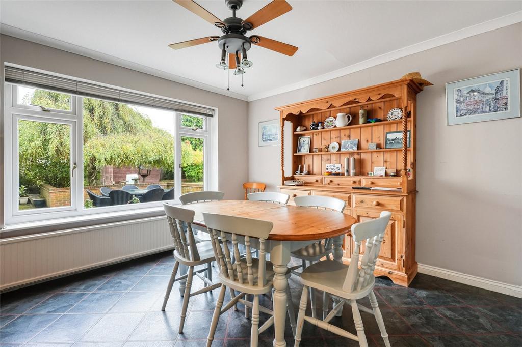 Breakfast Room