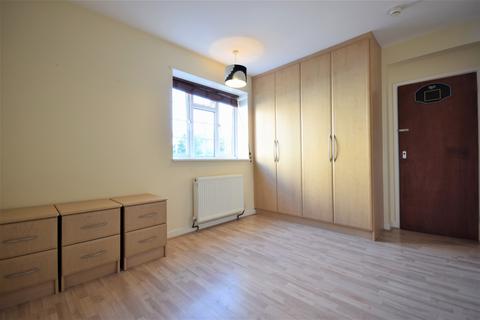 3 bedroom flat to rent, Moore House, Willow Way, Sydenham, SE26