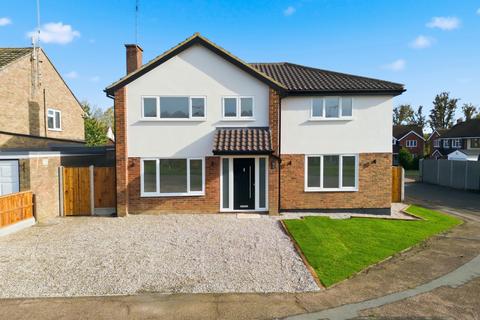 Priory Mead, Doddinghurst, CM15